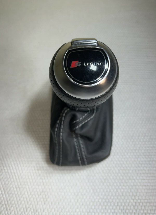 Pommeau soufflet de vitesse Audi A1 8X S-Line Piece d’origine OEM 8X1713139A NOA