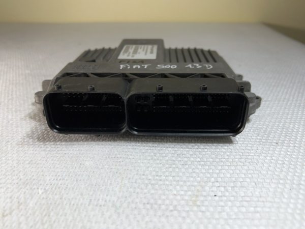ECU Calculateur moteur FIAT 500 1.3 75HP MJD 6F3.B1 51818295 HW04P 71600.127.02