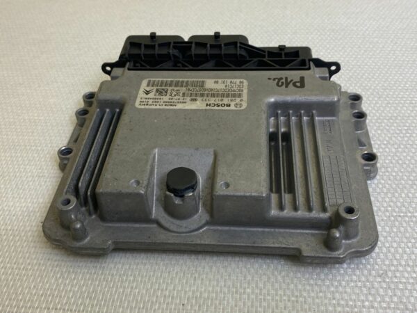 ECU Calculateur moteur PEUGEOT 207 CITROEN 1.6HDI EDC17C10 0281017333 9677013180