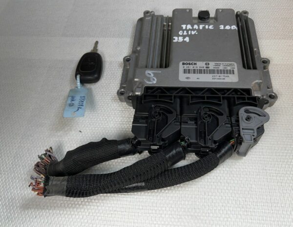 ECU Calculateur moteur RENAULT Trafic Opel Vivaro 2L Dci 0281019840 237101754R