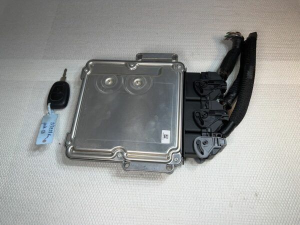 ECU Calculateur moteur RENAULT Trafic Opel Vivaro 2L Dci 0281019840 237101754R