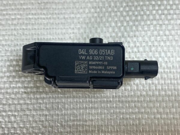 NEUF OEM Capteur Différence d pression 04L906051AB Vw Tiguan 5N Audi A3 2.0L Tdi