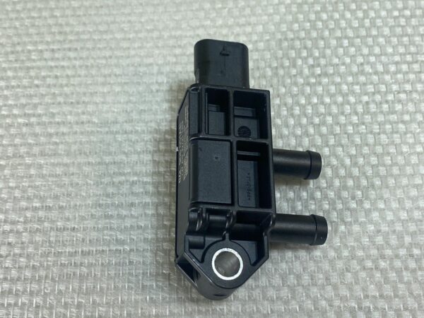 NEUF OEM Capteur Différence d pression 04L906051AB Vw Tiguan 5N Audi A3 2.0L Tdi