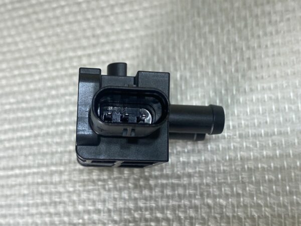 NEUF OEM Capteur Différence d pression 04L906051AB Vw Tiguan 5N Audi A3 2.0L Tdi