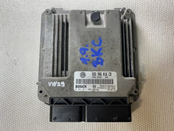 ECU 03G906016CB EDC16U1 0281011900 Calculateur moteur Audi A3 Vw Golf V Seat Leo
