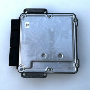 ECU CALCULATEUR Moteur RENAULT Clio IV 0281030899 237104376R 237104627R EDC17C42