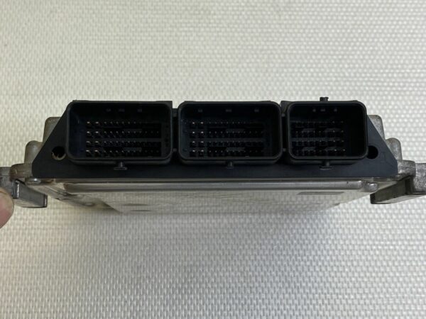ECU Calculateur moteur RENAULT Espace IV 2L DCI 0281015321 8200560320 8200889497