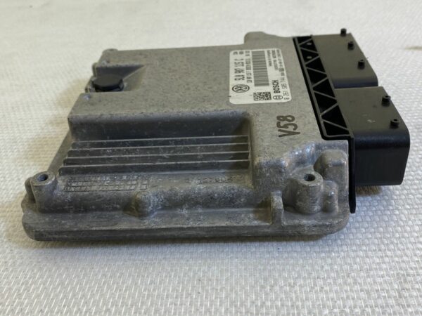 ECU Calculateur moteur Skoda Yeti 1.8 tfsi 0261S05744 5L0907115C MED17.5 CDAA