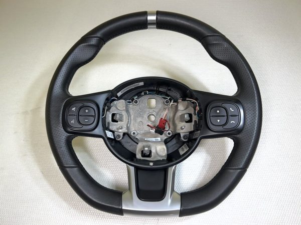 OEM Volant ABARTH 595 méplat multifonctions Fiât 500 34231781B  Très propre