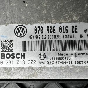 ECU Calculateur moteur VW TOUAREG R5 2.5 TDI FAP EDC16U31 0281013302 070906016DE