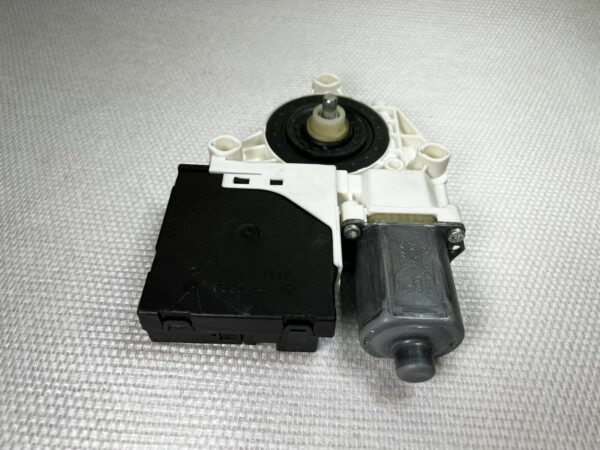 MOTOR LÈVE-GLACE Vitre Arriere Droite AUDI A3 8P 8P4959802F Türsteuergerät