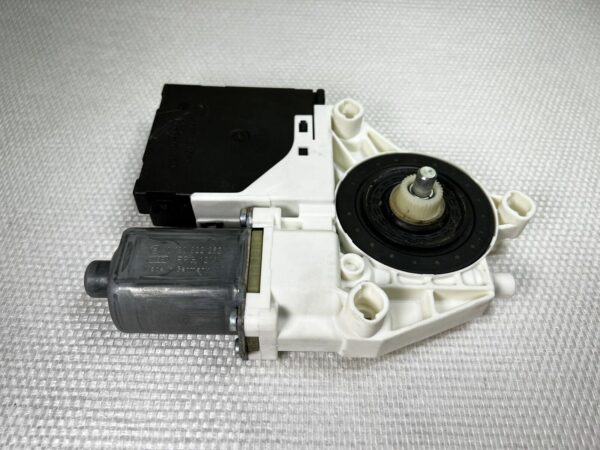 MOTOR LÈVE-GLACE Vitre Arriere Droite AUDI A3 8P 8P4959802F Türsteuergerät