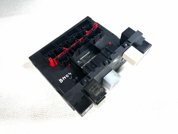 8P0907279F MODULE BOITIER CONFORT Audi S3 8P 3 porte BCM H43 Bordnetzsteuergerät