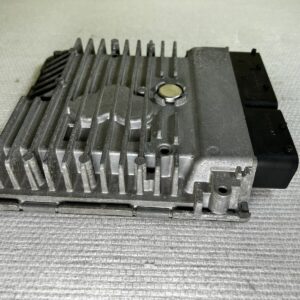 ECU Unité Contrôle Moteur Audi A1 8xA 1.6tdi CAYC 03L906023KM 5WP42884 AA PCR2.1