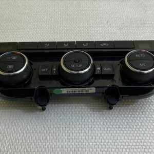 Commande de Clim Chauffage automatique Skoda  Octavia 3 5E0907044 Très propre!