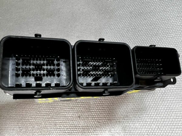 ECU CALCULATEUR EDC17C10 0281015847 9674245180 PEUGEOT 207 308 CITROEN C3 HDI