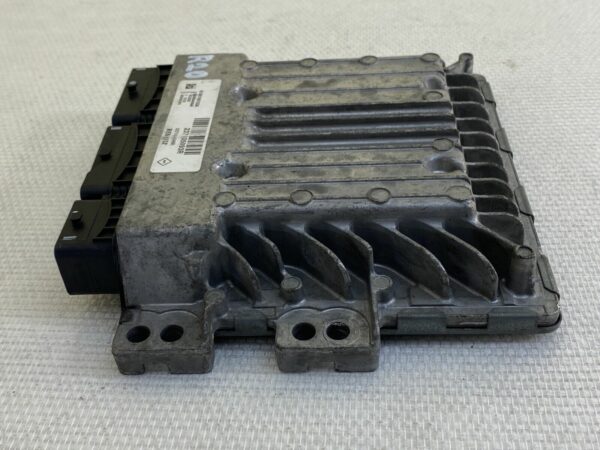 ECU Calculateur RENAULT Master 3 2.3dci SID309 S180193133A 237105093R 237104246R