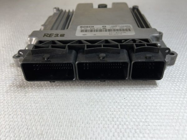 ECU CALCULATEUR Moteur RENAULT CLIO 4 0281030973 237102747R 237104377R EDC17C42