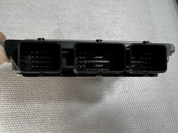 ECU Calculateur moteur Peugeot Partner 1.6 HDI 9664257580 0281013332 EDC16C34