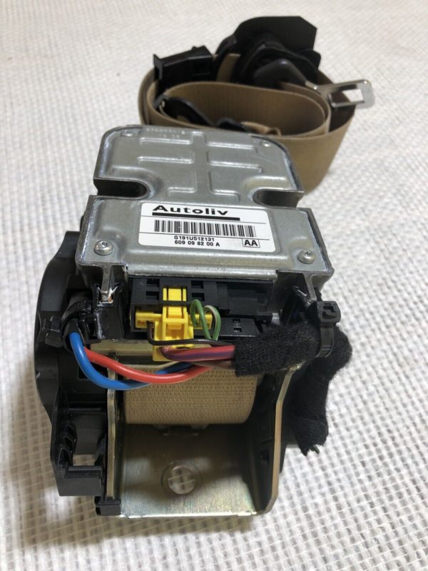 2198601985 609098200A ceinture de sécurités Mercedes CLS W219 W211 L Gauche