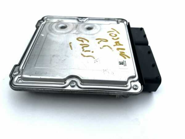 ECU 0281013304 070906816DG Calculateur moteur VW TOUAREG R5 2.5 TDI FAP EDC16U31