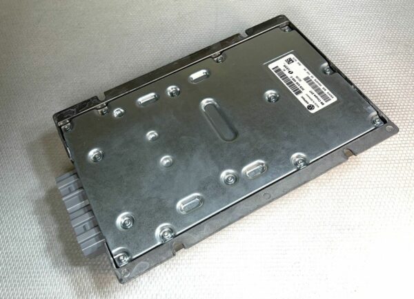 Amplificateur Volkswagen VW Passat CC Dynaudio Son 10 Enceinte 3C8035456C AMP600