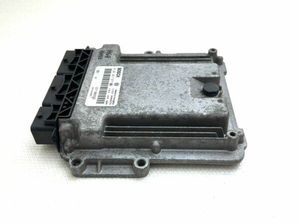 ECU 0281017977 237100899R Calculateur Moteur Master III 2.3dci Movano B CDTI